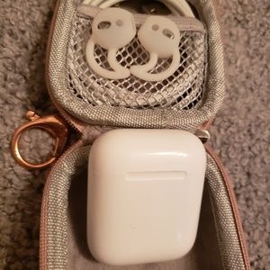 Apple Other - Apple Airpods with Additional Carrying Case Apple Other - Apple Airpods with Additional Carrying Case